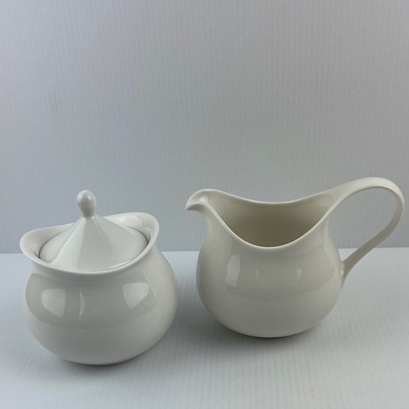 Liquid Cream and Sugar Set White Porcelain Made in England - Picture 7 of 11